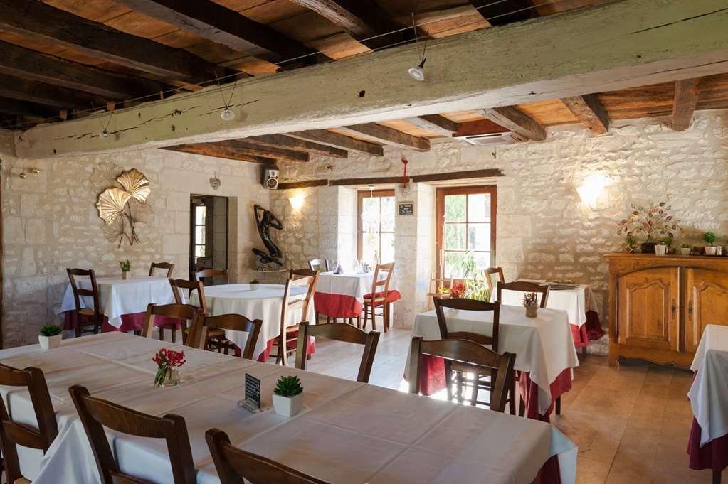 Le Pigeonnier Du Perron Hotel Availles-en-Chatellerault Restoran gambar