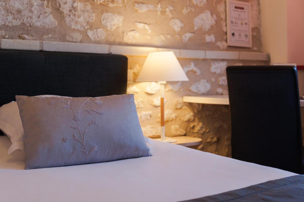 Le Pigeonnier Du Perron Hotel Availles-en-Chatellerault Luaran gambar