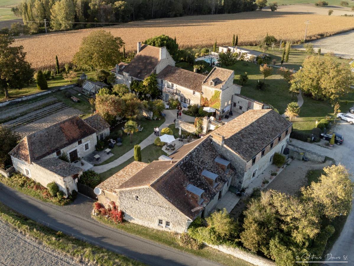Le Pigeonnier Du Perron Hotel Availles-en-Chatellerault Luaran gambar