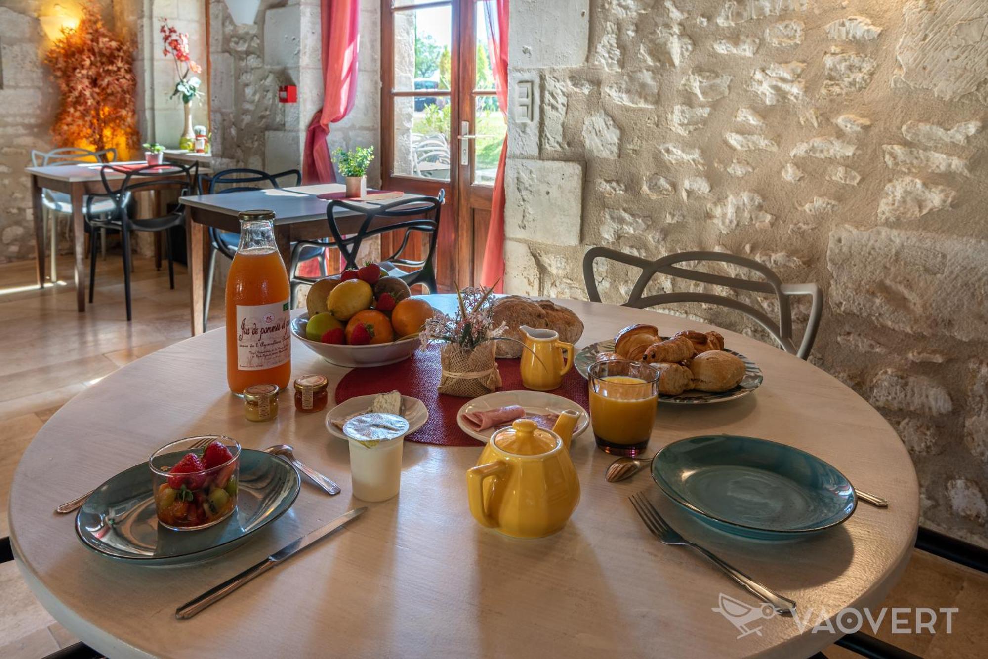 Le Pigeonnier Du Perron Hotel Availles-en-Chatellerault Luaran gambar