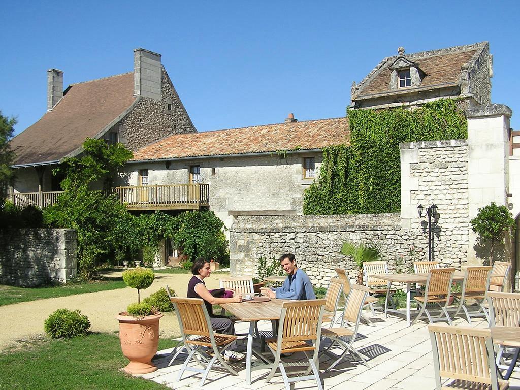 Le Pigeonnier Du Perron Hotel Availles-en-Chatellerault Luaran gambar