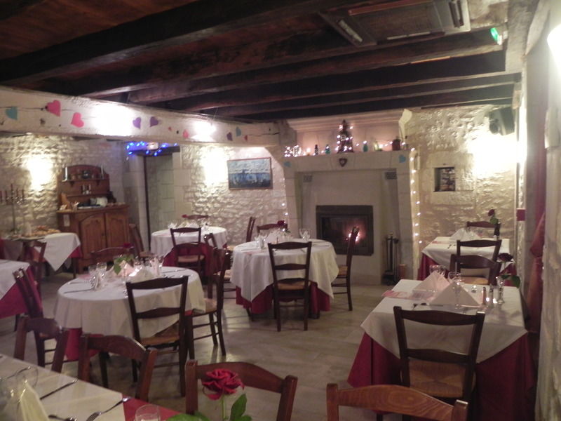 Le Pigeonnier Du Perron Hotel Availles-en-Chatellerault Luaran gambar
